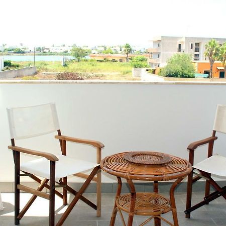 Sunkiss Apartment 500mt dal mare Porto Cesareo Bagian luar foto